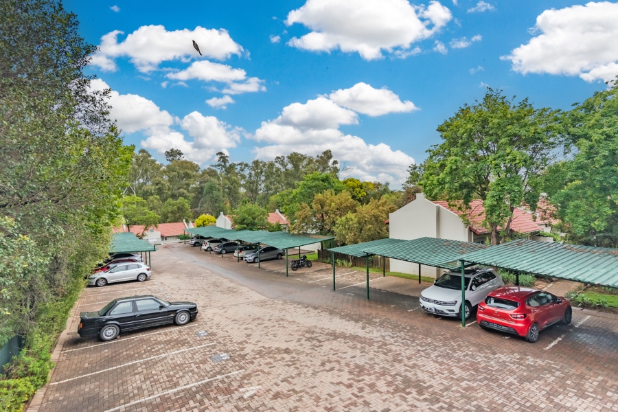 2 Bedroom Property for Sale in Douglasdale Gauteng