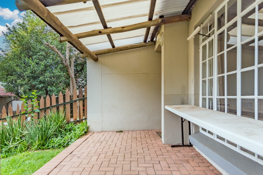 2 Bedroom Property for Sale in Douglasdale Gauteng