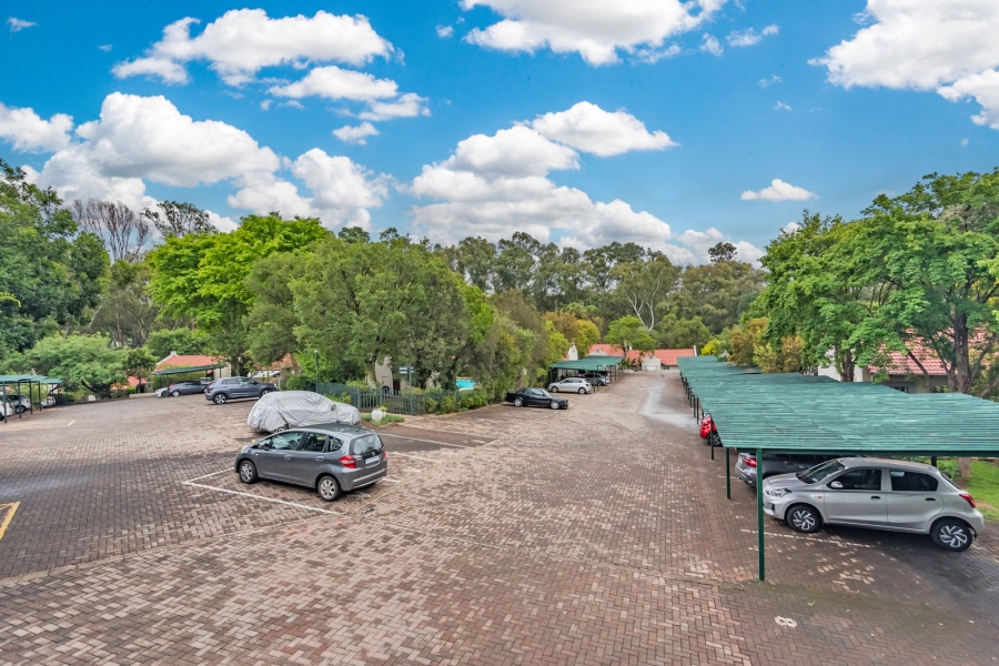 2 Bedroom Property for Sale in Douglasdale Gauteng