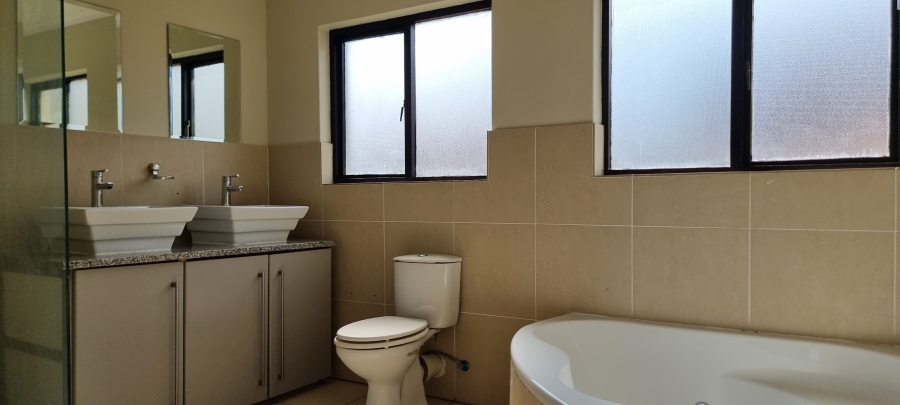 4 Bedroom Property for Sale in Fourways Gauteng