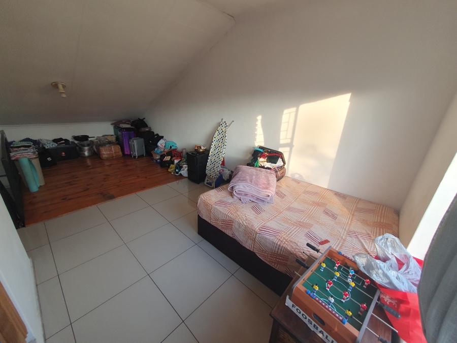 To Let 2 Bedroom Property for Rent in Sugar Bush Estate Gauteng