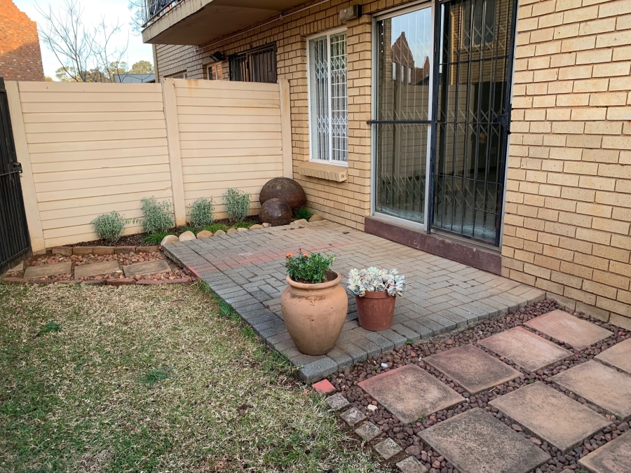 To Let 2 Bedroom Property for Rent in Willow Park Manor Gauteng