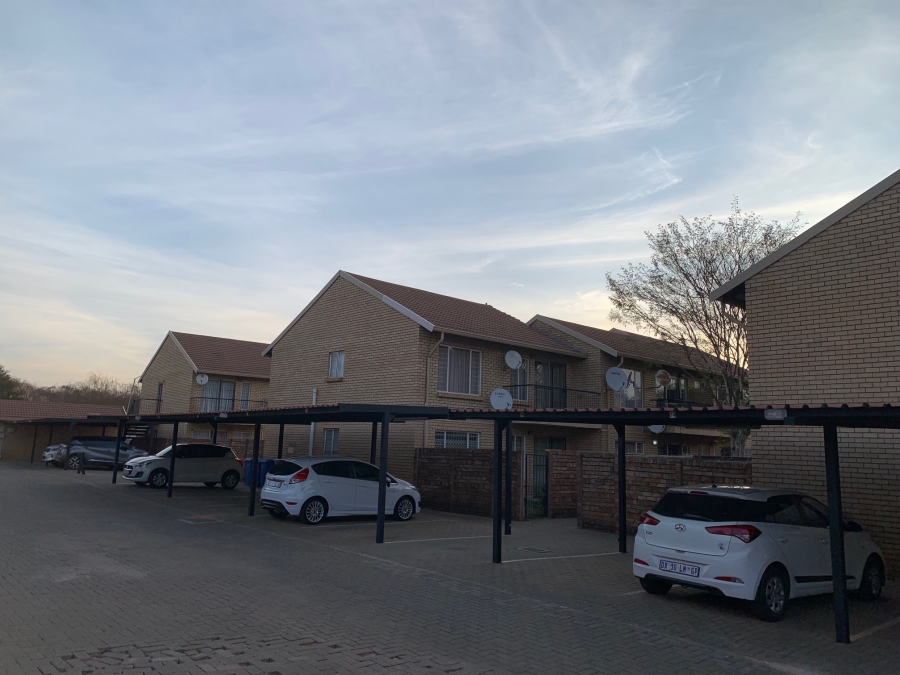 To Let 2 Bedroom Property for Rent in Willow Park Manor Gauteng