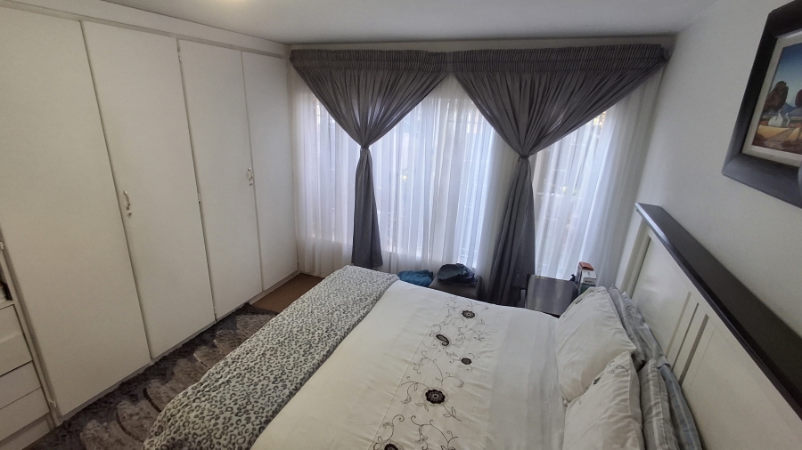 2 Bedroom Property for Sale in Doornpoort Gauteng