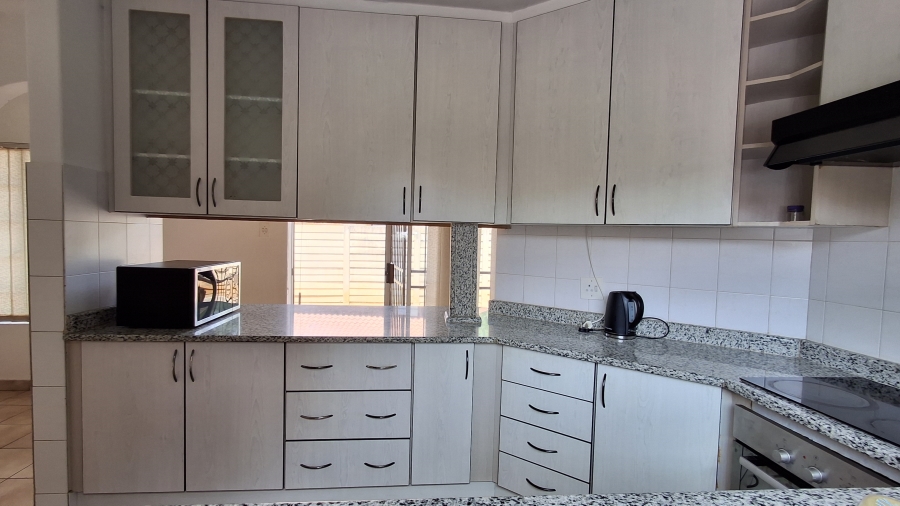 4 Bedroom Property for Sale in Doornpoort Gauteng