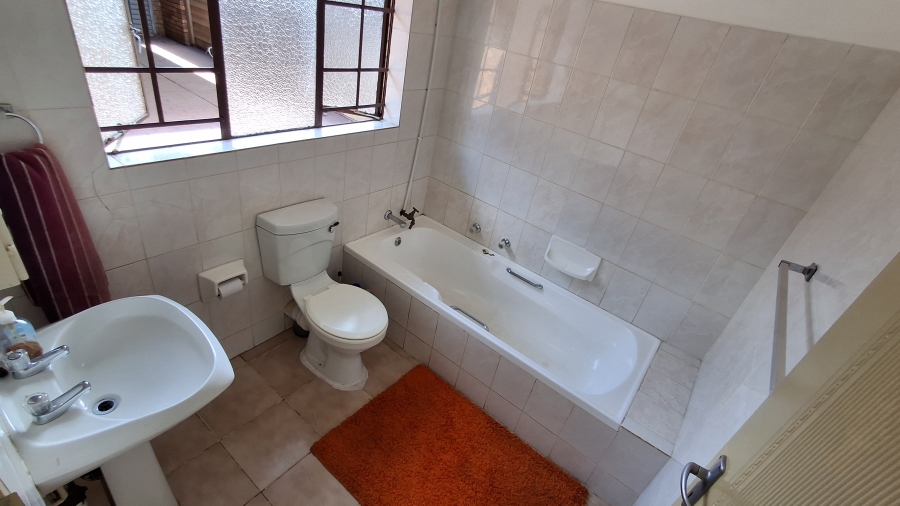 4 Bedroom Property for Sale in Doornpoort Gauteng