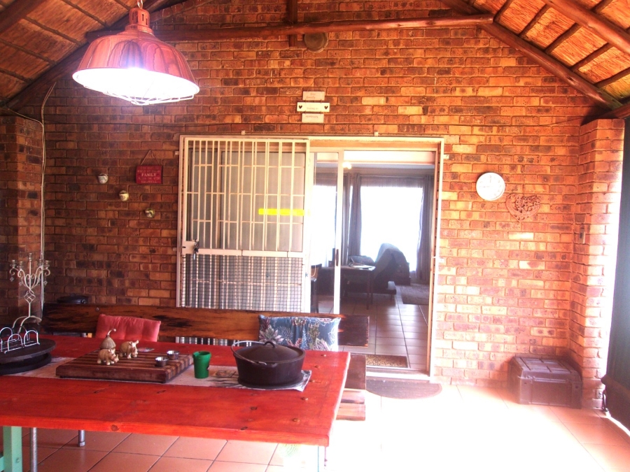 4 Bedroom Property for Sale in Dersley Gauteng