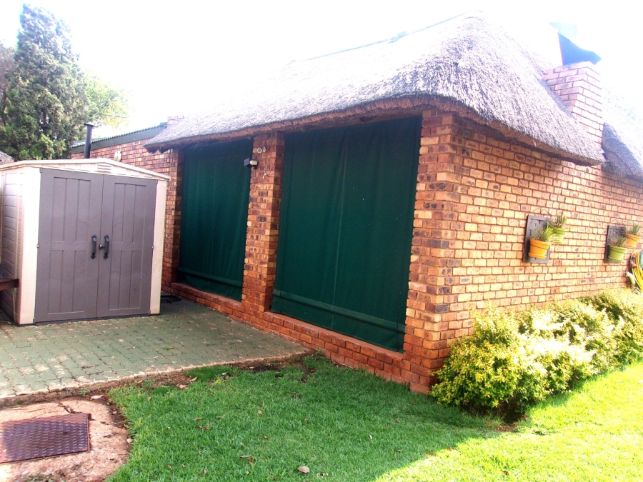 4 Bedroom Property for Sale in Dersley Gauteng