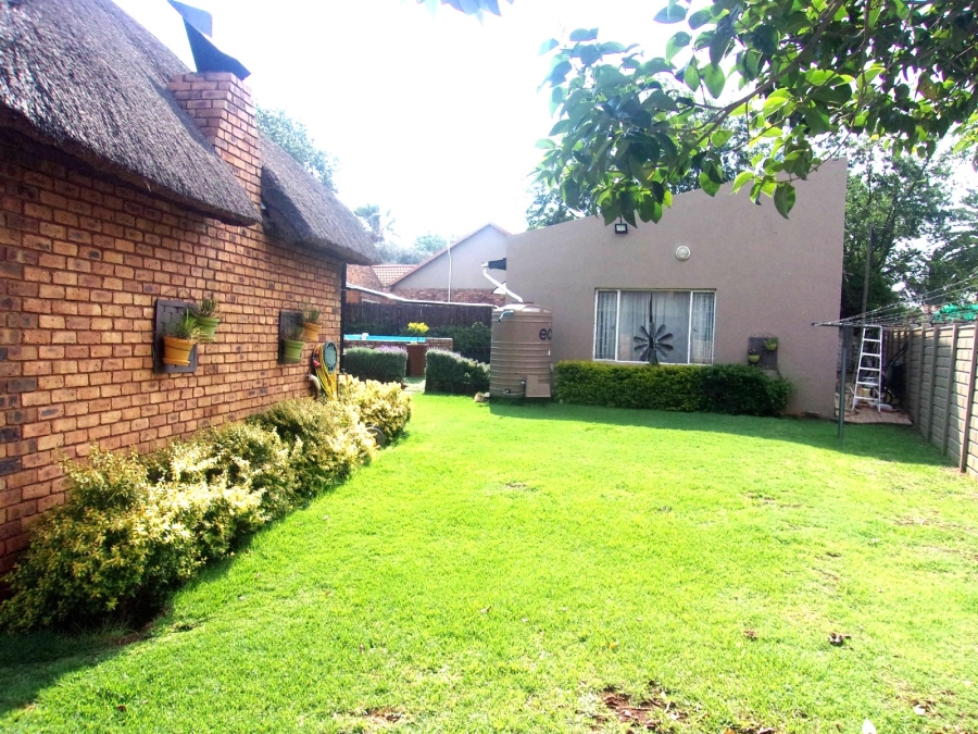 4 Bedroom Property for Sale in Dersley Gauteng