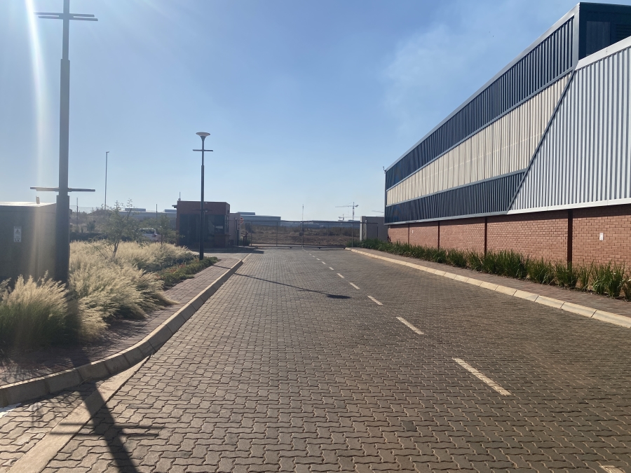 To Let commercial Property for Rent in Witfontein Gauteng