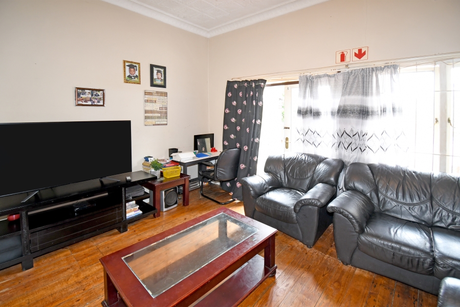 1 Bedroom Property for Sale in Orange Grove Gauteng