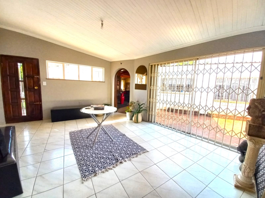 4 Bedroom Property for Sale in Kenleaf Gauteng