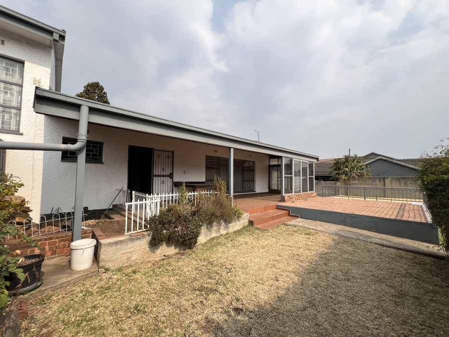 15 Bedroom Property for Sale in Witfield Gauteng