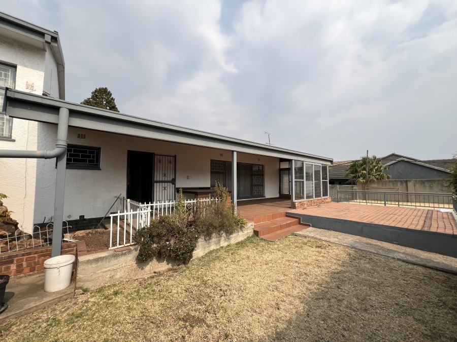 15 Bedroom Property for Sale in Witfield Gauteng