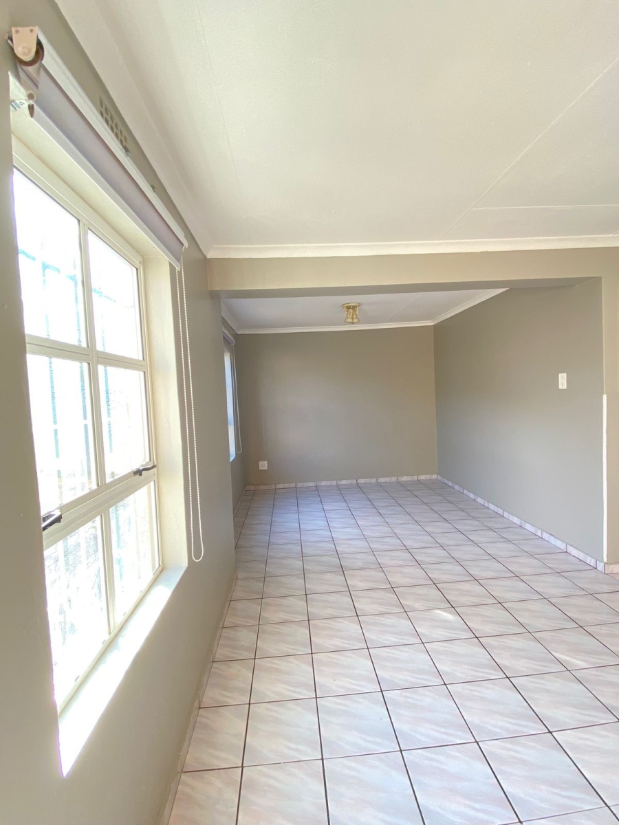 To Let 3 Bedroom Property for Rent in Primrose Gauteng