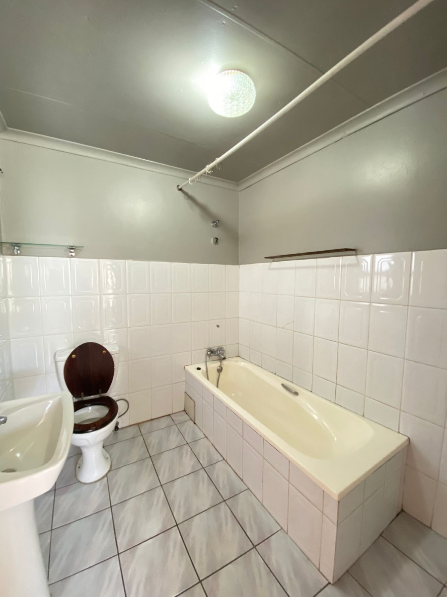 To Let 3 Bedroom Property for Rent in Primrose Gauteng