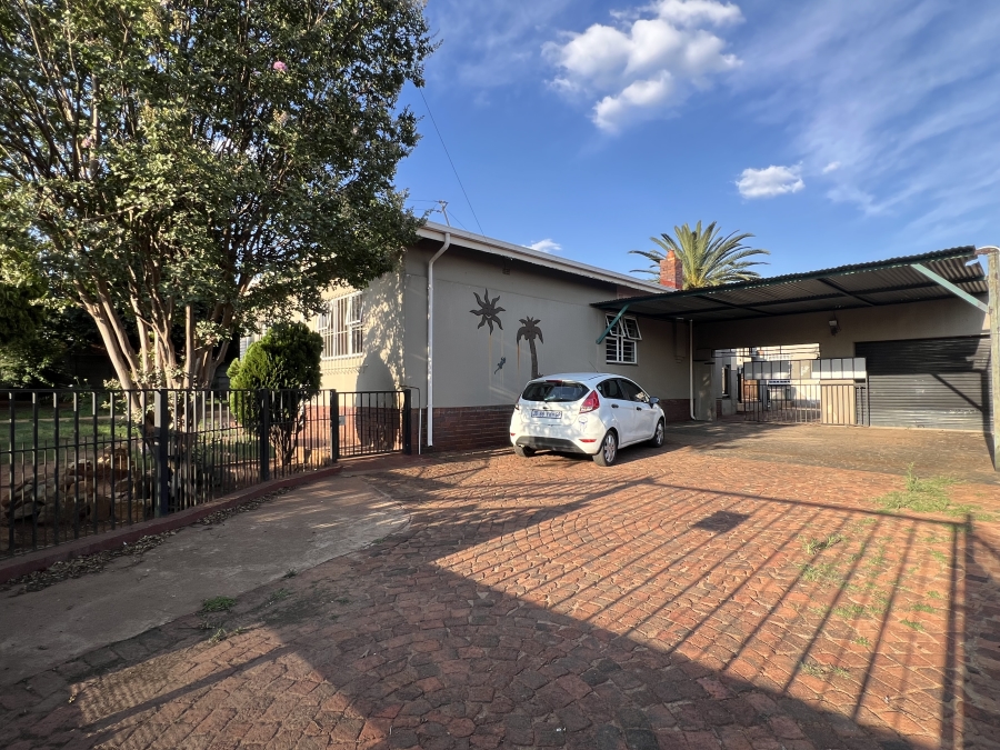 To Let 3 Bedroom Property for Rent in Primrose Gauteng