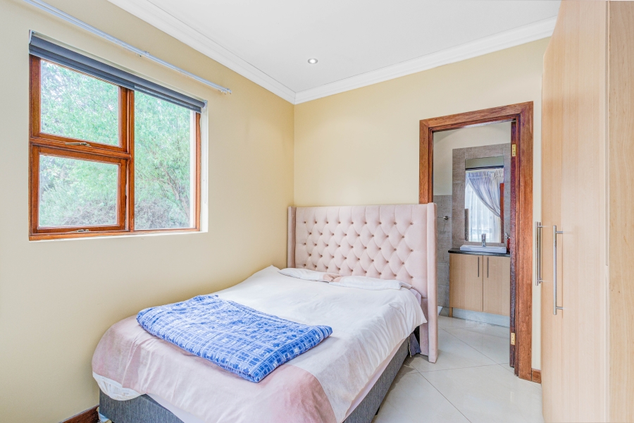 3 Bedroom Property for Sale in Summerset Gauteng