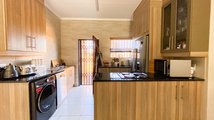 2 Bedroom Property for Sale in Union Gauteng