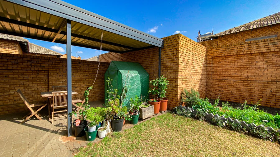 2 Bedroom Property for Sale in Union Gauteng