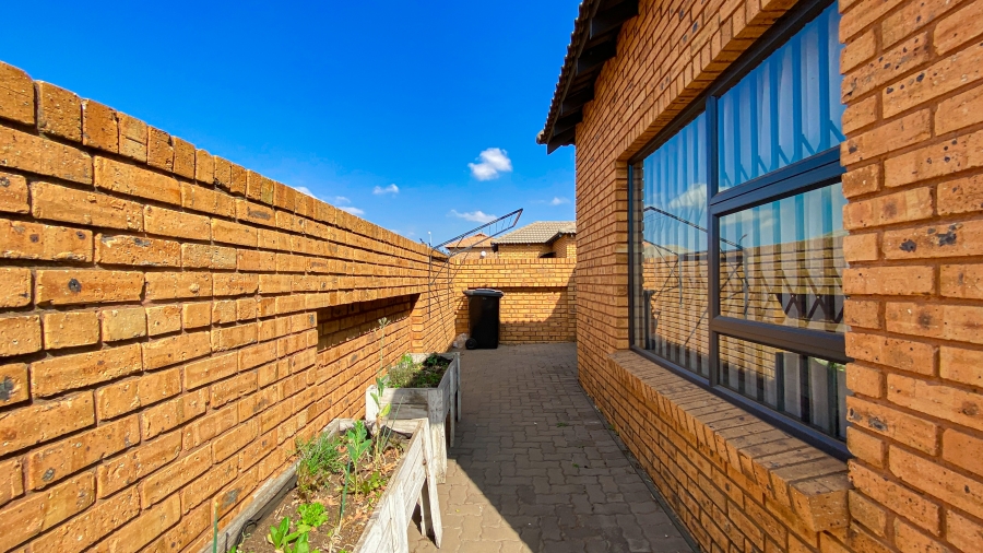 2 Bedroom Property for Sale in Union Gauteng