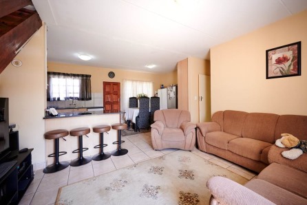 To Let 2 Bedroom Property for Rent in Noordwyk Gauteng