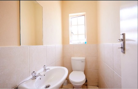 To Let 2 Bedroom Property for Rent in Noordwyk Gauteng