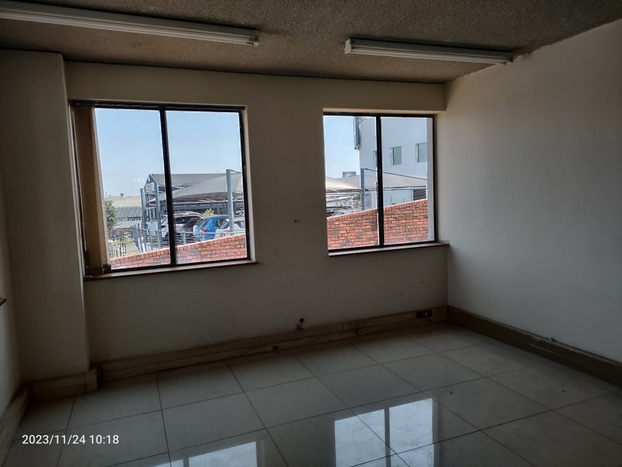 To Let commercial Property for Rent in Strijdom Park Gauteng