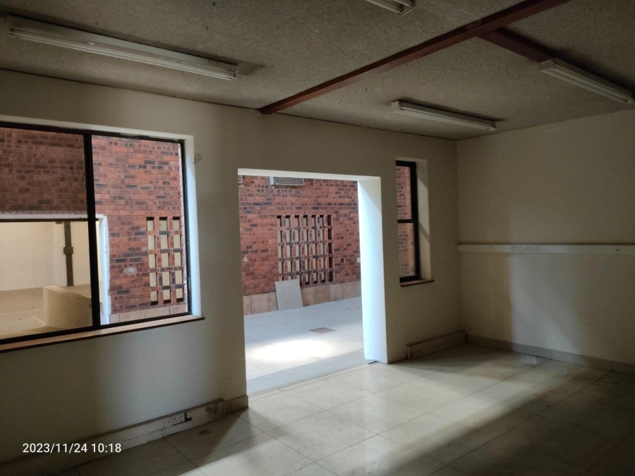 To Let commercial Property for Rent in Strijdom Park Gauteng