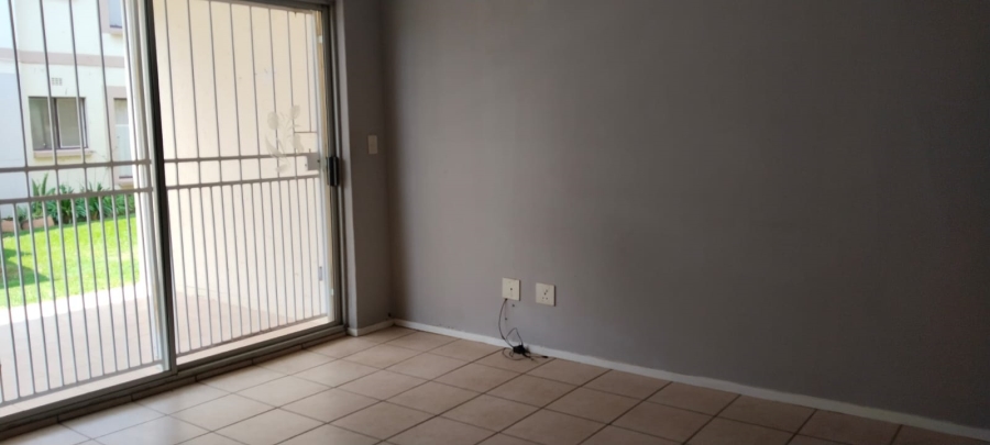 2 Bedroom Property for Sale in Wilgeheuwel Gauteng