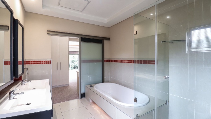 To Let 2 Bedroom Property for Rent in Melrose North Gauteng