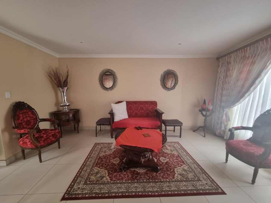 4 Bedroom Property for Sale in Heuningklip Gauteng