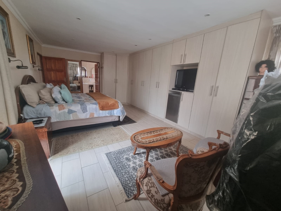 4 Bedroom Property for Sale in Heuningklip Gauteng