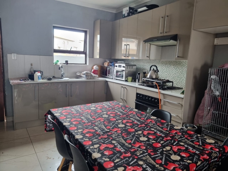 4 Bedroom Property for Sale in Munsieville South Gauteng