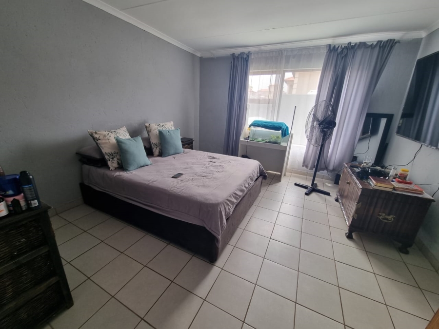 4 Bedroom Property for Sale in Munsieville South Gauteng