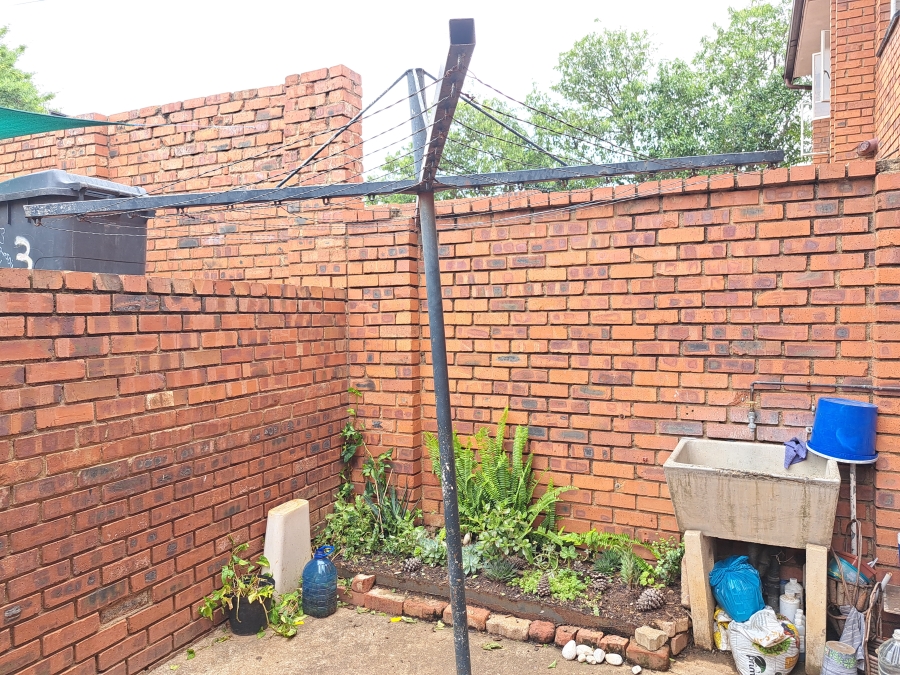 2 Bedroom Property for Sale in Windsor West Gauteng