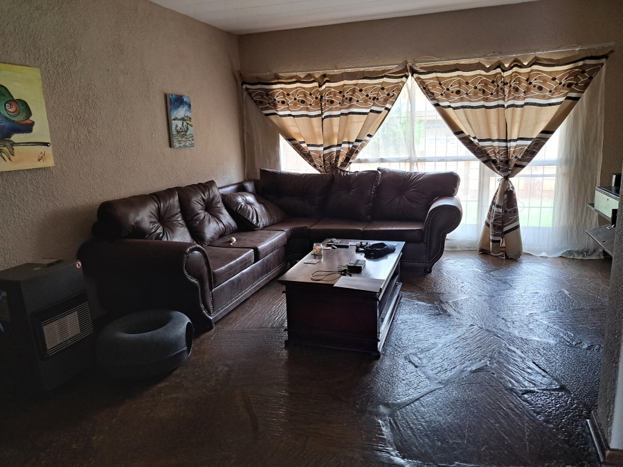 2 Bedroom Property for Sale in Windsor West Gauteng