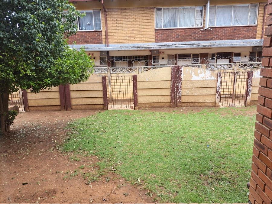 2 Bedroom Property for Sale in Windsor West Gauteng