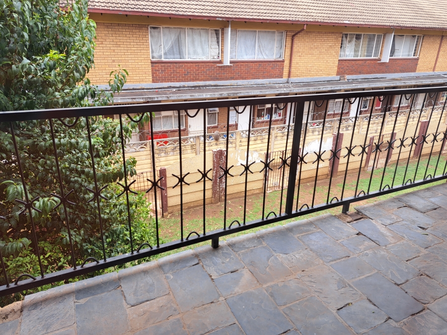 2 Bedroom Property for Sale in Windsor West Gauteng