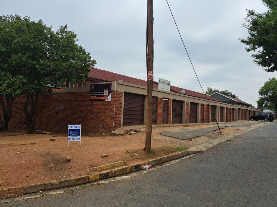 2 Bedroom Property for Sale in Windsor West Gauteng