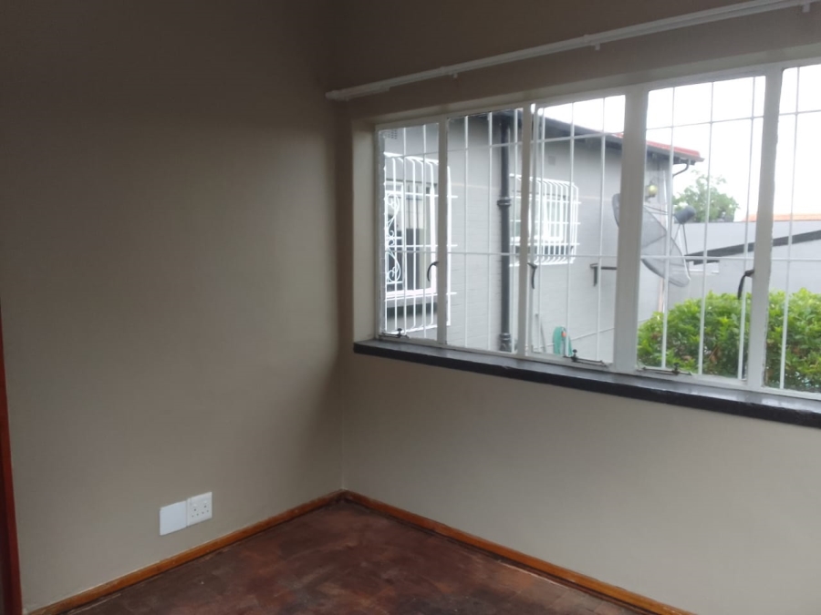 To Let 4 Bedroom Property for Rent in Edendale Gauteng