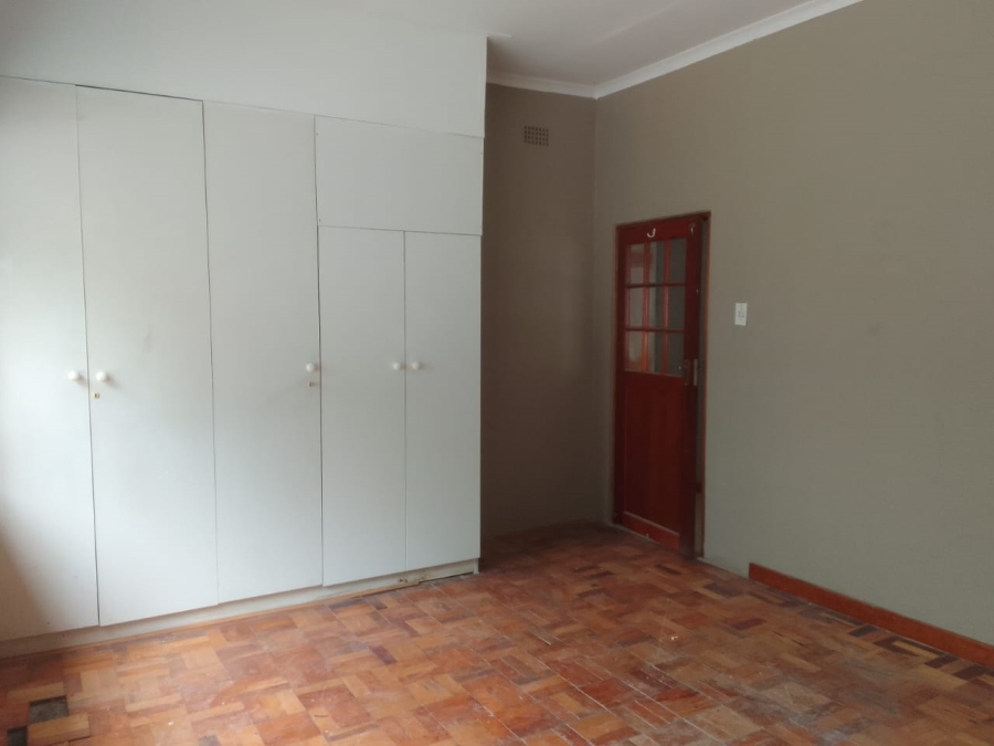 To Let 4 Bedroom Property for Rent in Edendale Gauteng