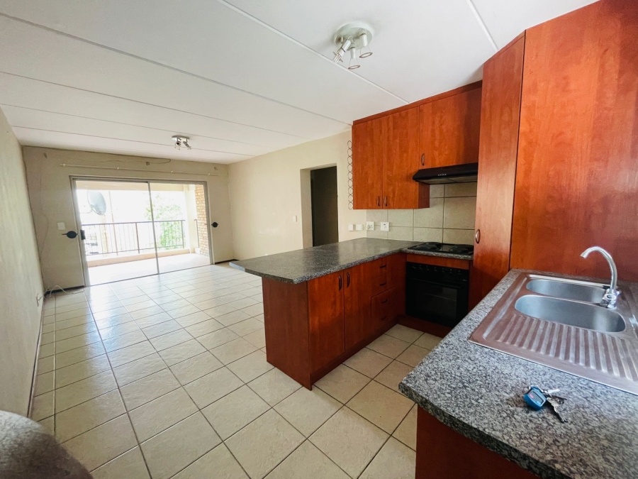 To Let 2 Bedroom Property for Rent in North Riding Gauteng