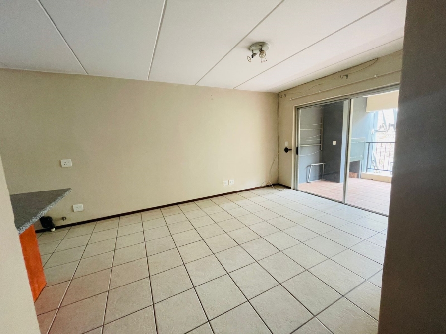 To Let 2 Bedroom Property for Rent in North Riding Gauteng