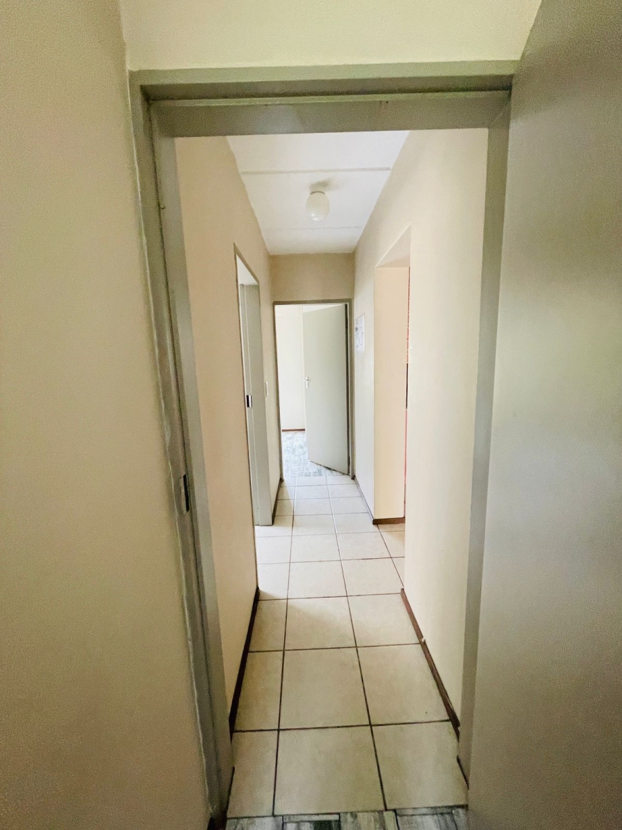 To Let 2 Bedroom Property for Rent in North Riding Gauteng