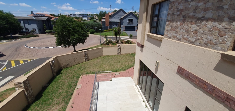 4 Bedroom Property for Sale in Doornkloof Gauteng