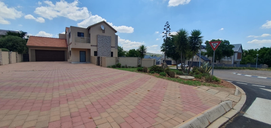 4 Bedroom Property for Sale in Doornkloof Gauteng