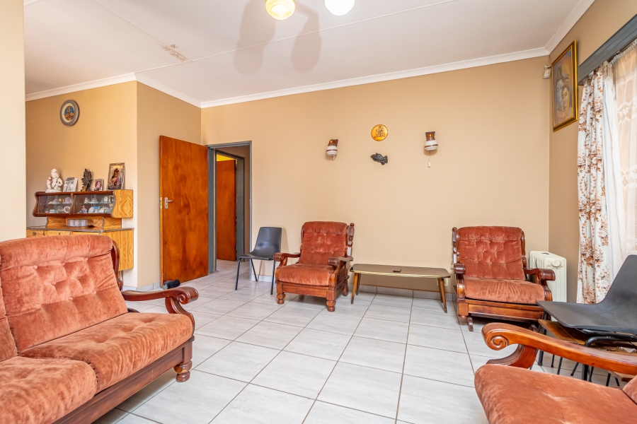 3 Bedroom Property for Sale in Laudium Gauteng