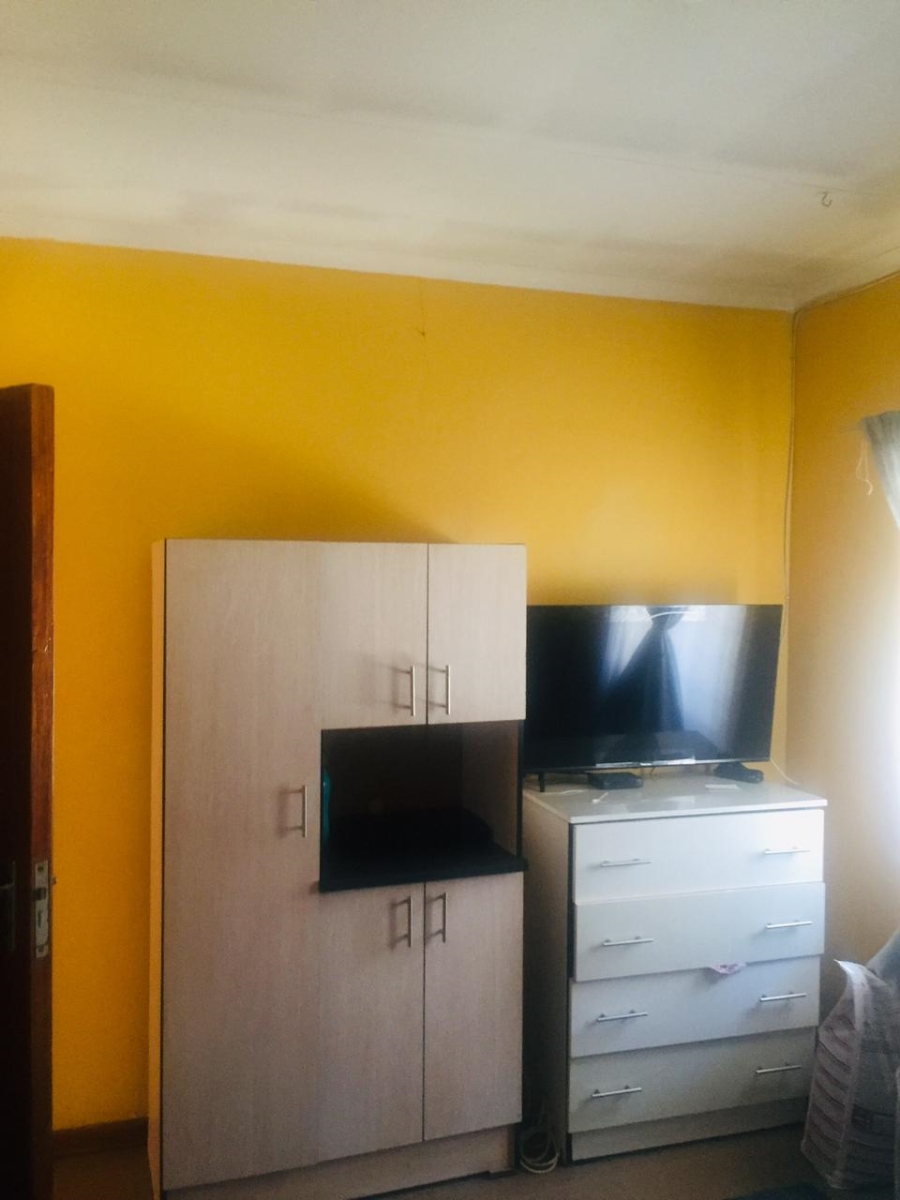 3 Bedroom Property for Sale in Lindo Park Gauteng