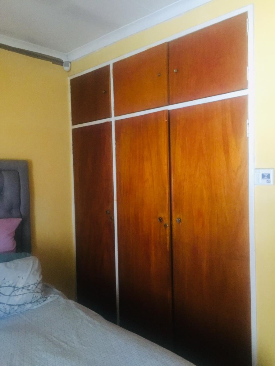 3 Bedroom Property for Sale in Lindo Park Gauteng